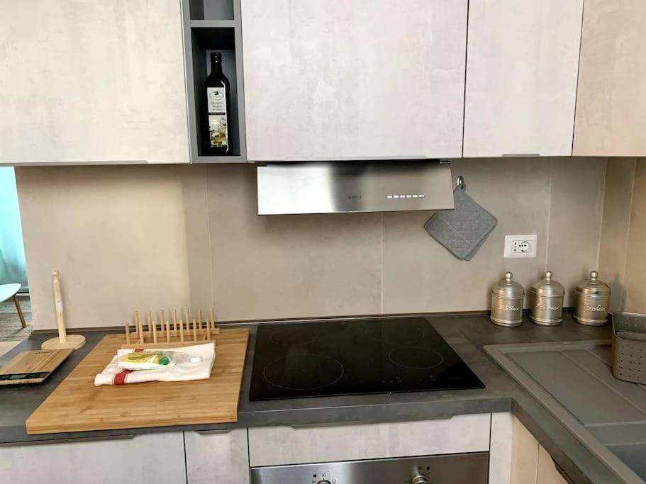Appartamento Con Terrazzo Sui Tetti Milanesi Exterior photo