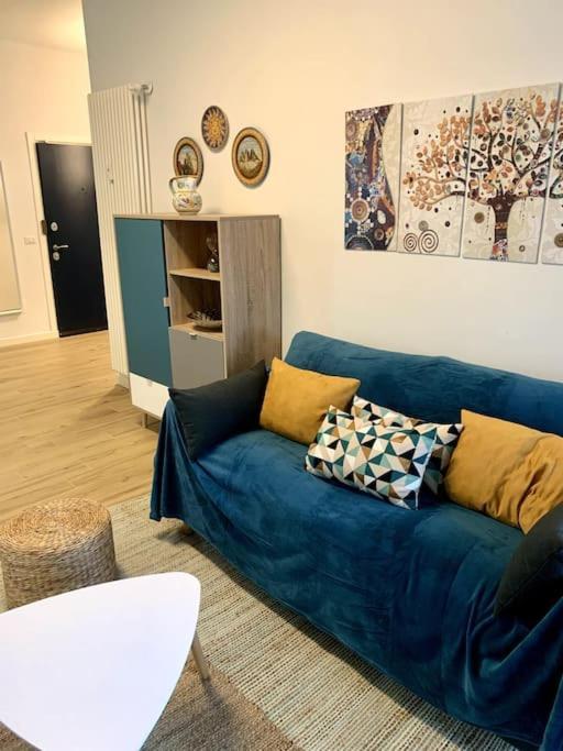 Appartamento Con Terrazzo Sui Tetti Milanesi Exterior photo